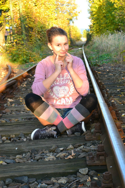 ;*