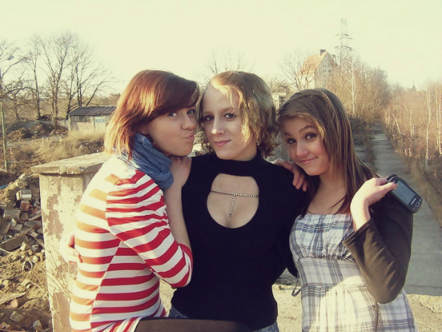 dziewczynki ; *