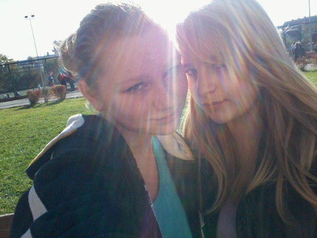 Z Nok ;3