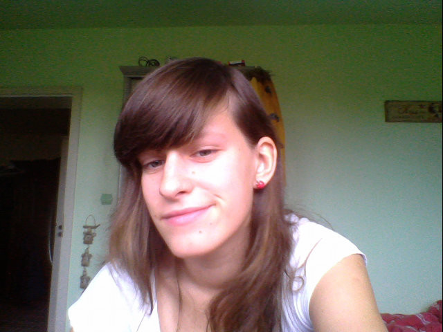 I am young, I love ;3