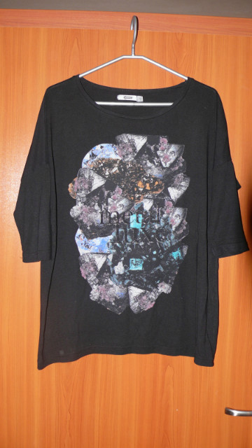 t-shirt STRADIVARIUS