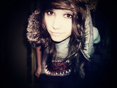 Dusia.< 3