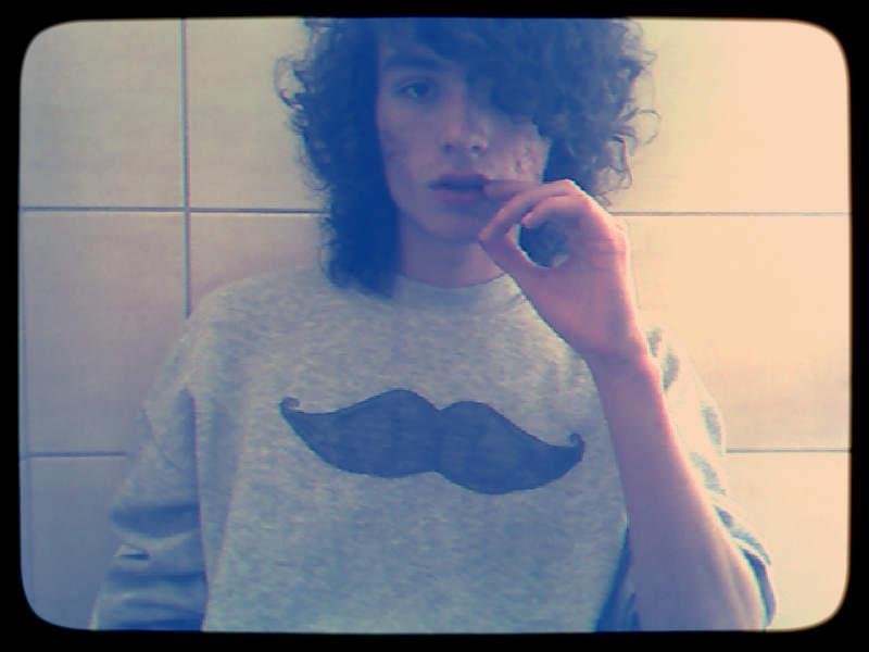STACHE!