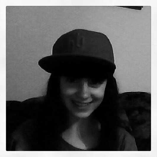 Instagram  :3