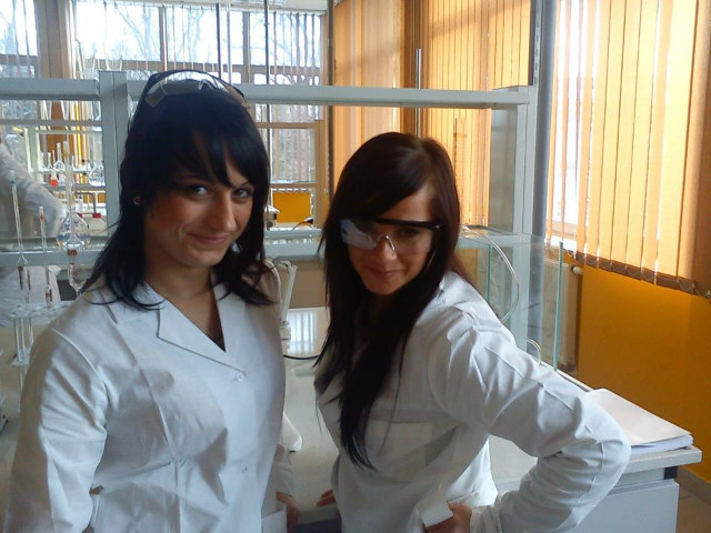 Chemmicznie;d;d;d