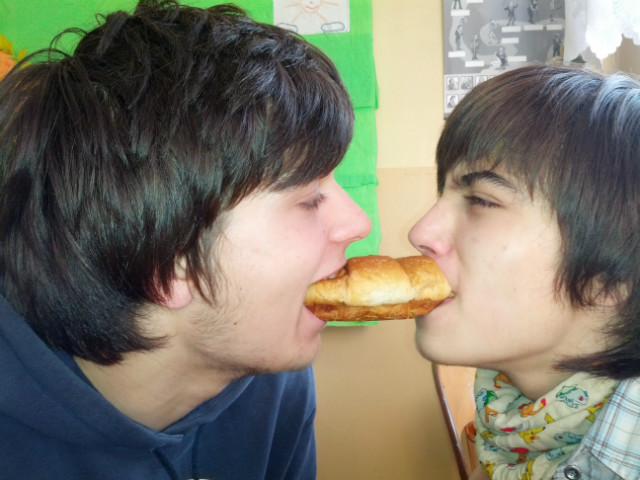 omnomnom