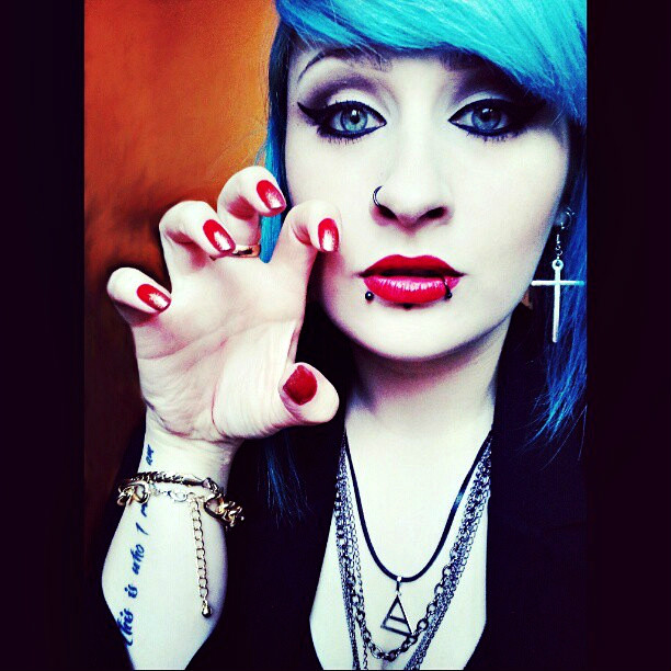 Put your paws up :)