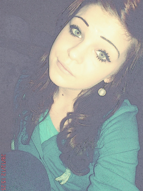 ycie kopie prosto w tyek ; (