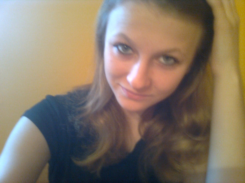 &lt; 33