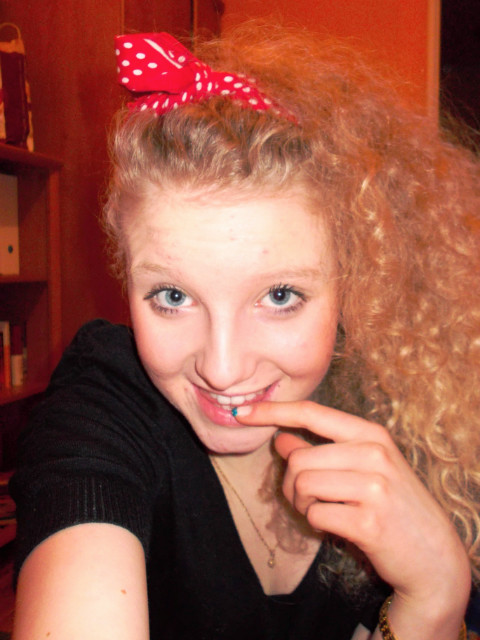 ehh ;*