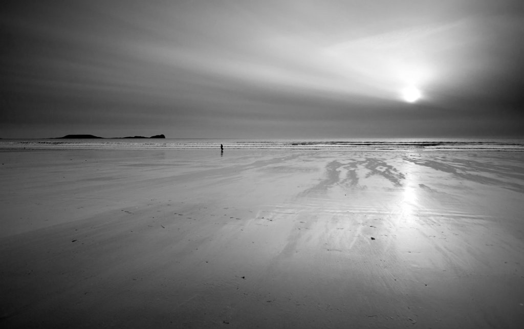 Rhosilli Bay-Walia
