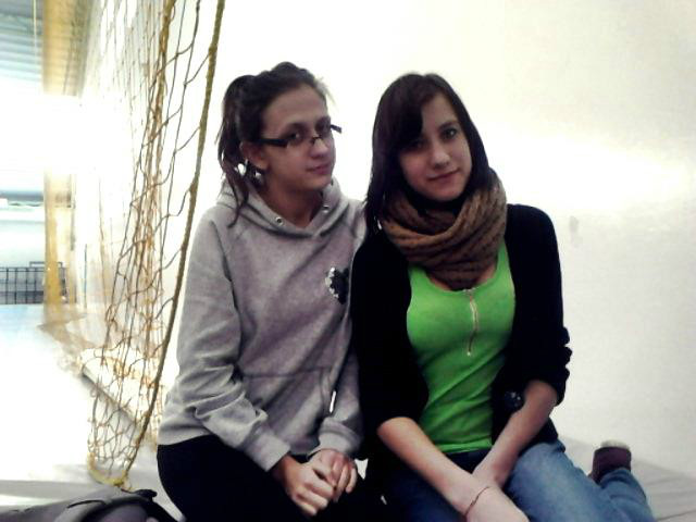 Malwi . ; * 