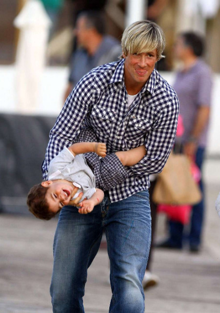 Fernando Torres z synkiem Leo &a