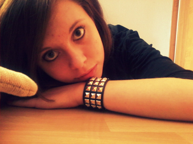  Feriee . ;  )