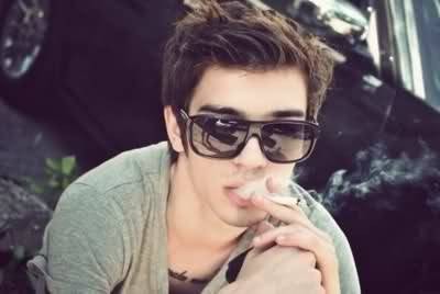 Mioodpierwszegowejrzeniacz.9