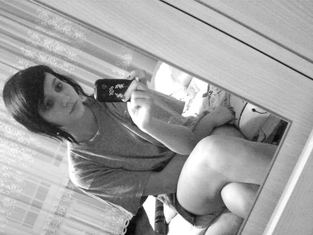 Hello c;