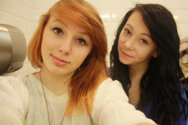 TOSIA. < 3