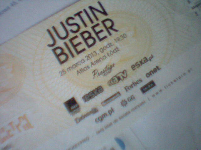 audyhsiaugfiusgiadu *__________*