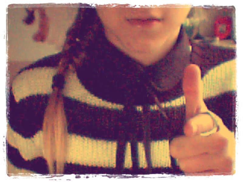 Jo ;* Co tam ? 