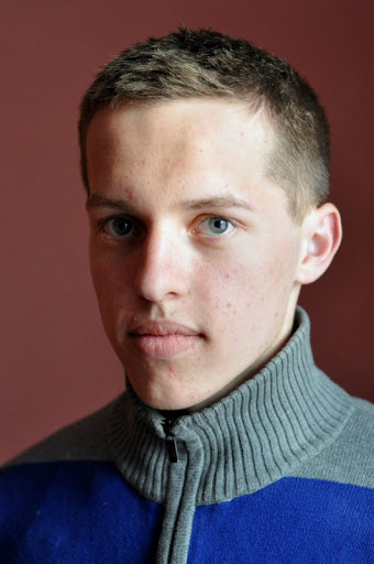 1.  Cze Go! :*
