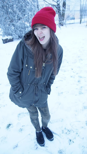 #Hello!:)