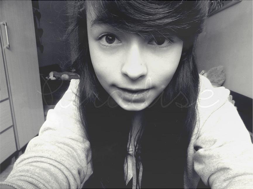 Nuda. ;o 