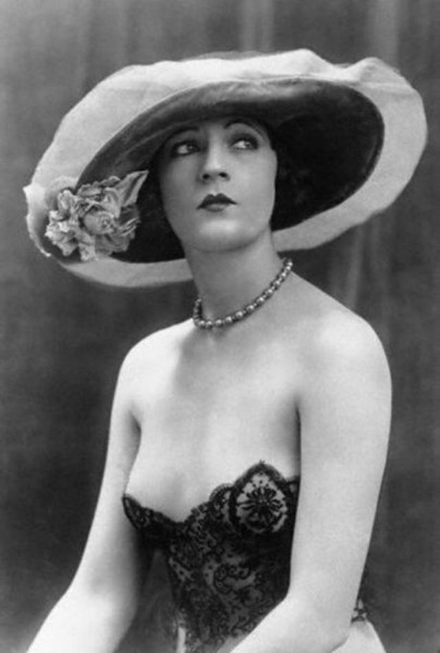 Juliette Compton
