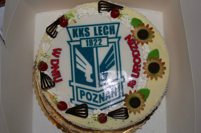 18-nastkowy prezent :3