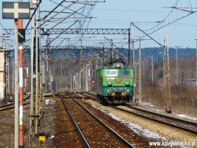 ET42 - 050