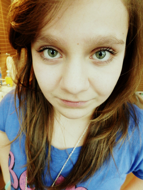Elloszky ;3