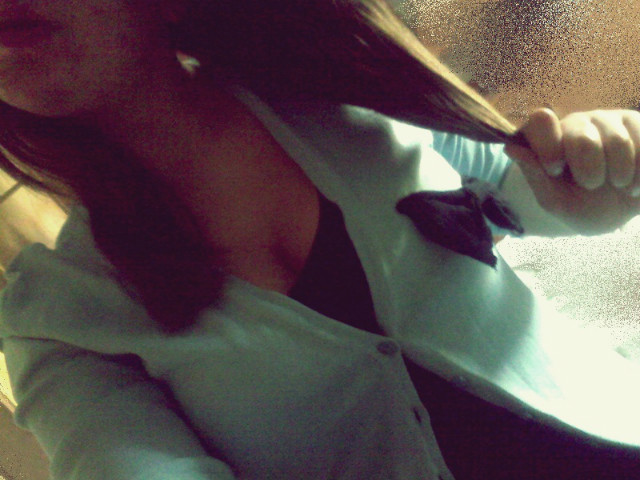 Lovee/lasie < 33