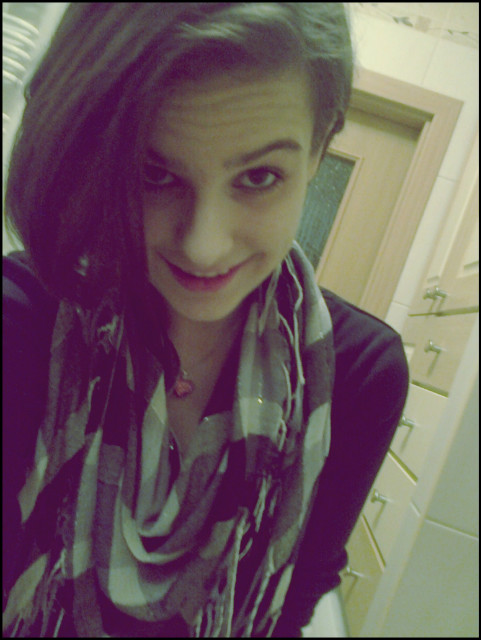bajhdbfhjds