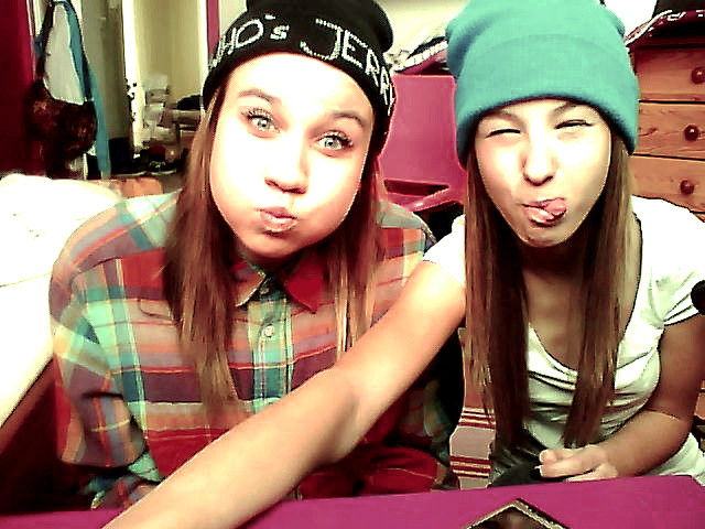 SIEMA.
