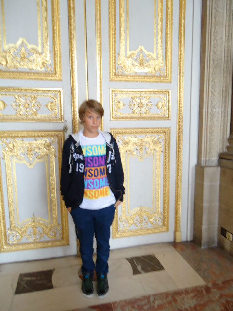 .......PARIS......