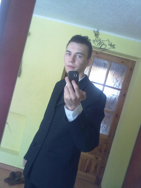 hue hue ; p