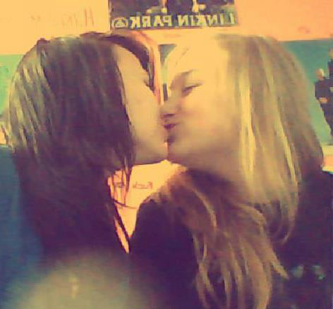 Paula *__*