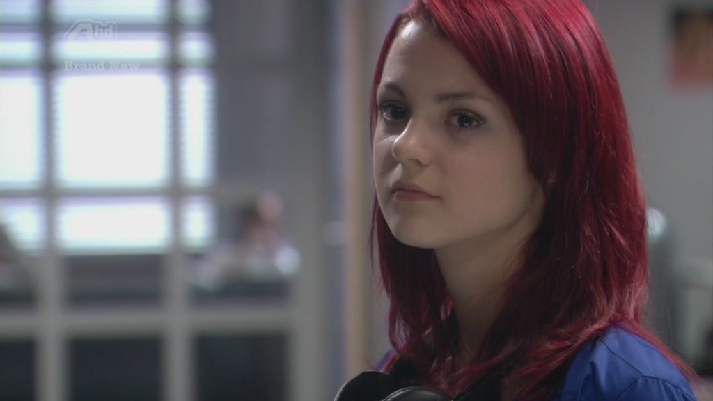 Kathryn Prescott 