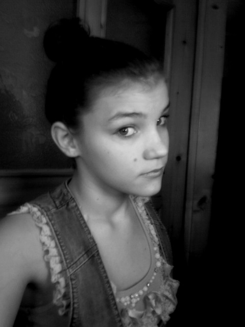 ten stan ;**