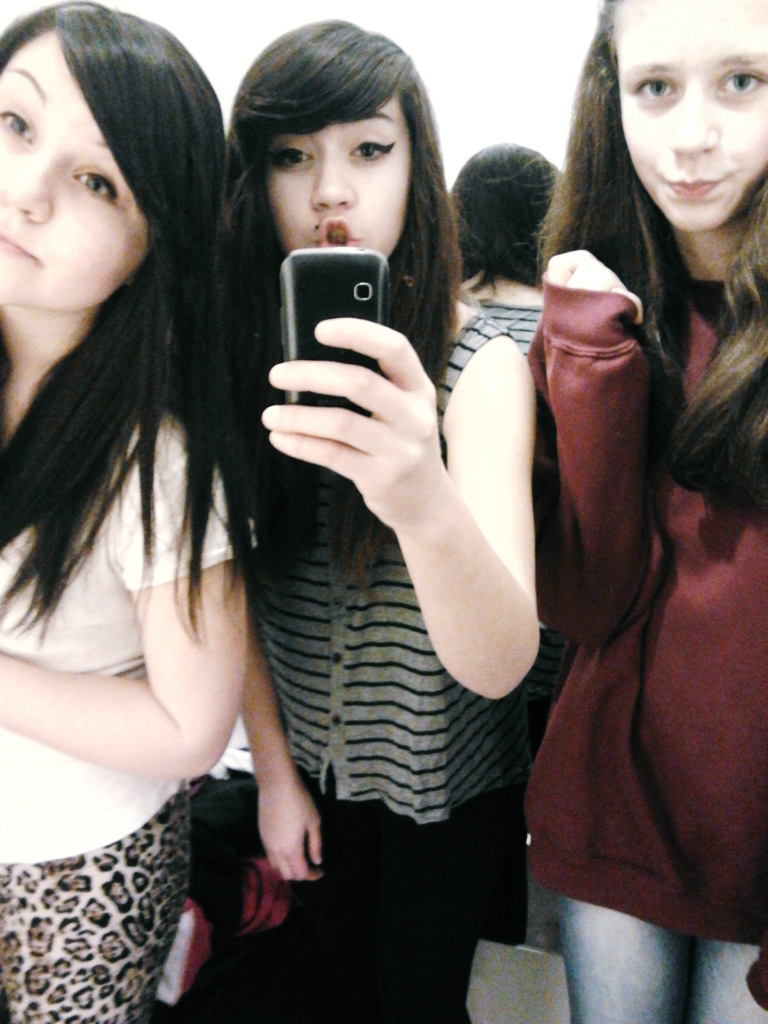 dfjdhs