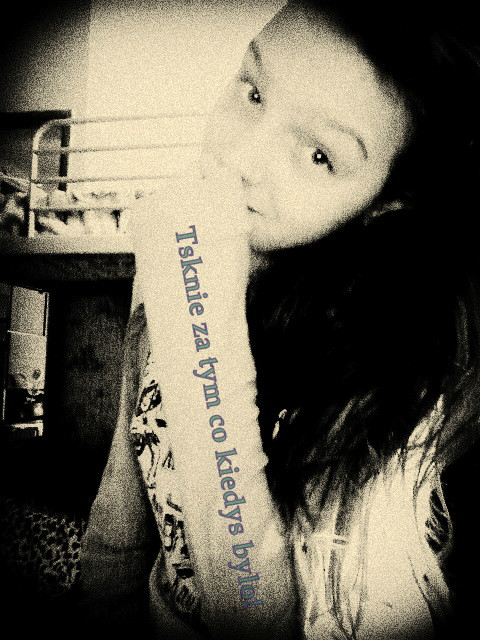 Tsknie