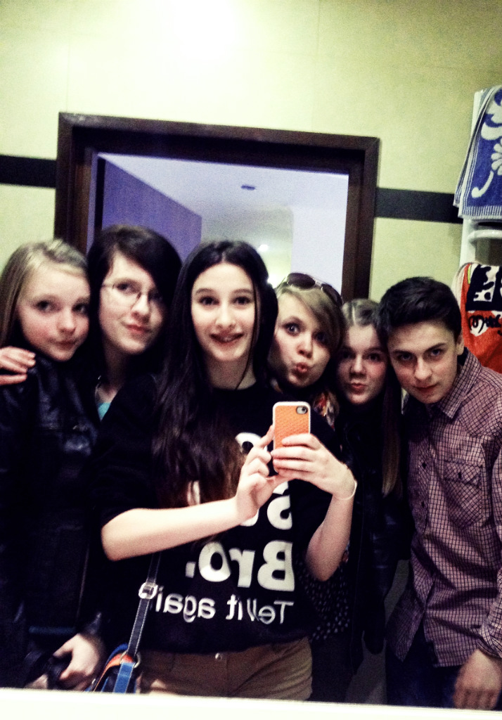 smuteczek ;c