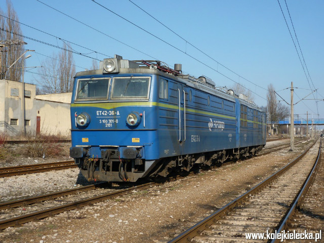 ET42 - 36