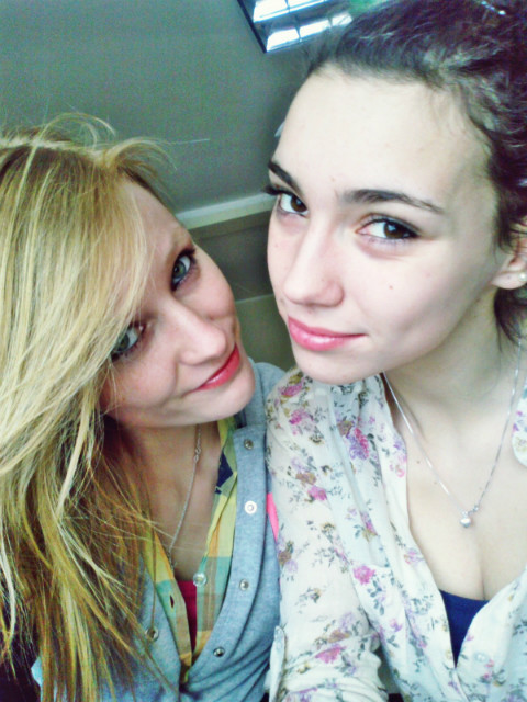 NiEsPoDzIaNkA :*