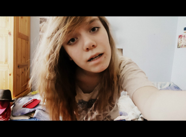 fjfjfg