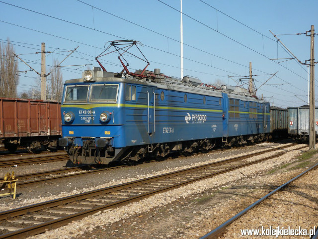 ET42 - 36