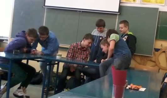 SPAM MAJNE KLASA ;*