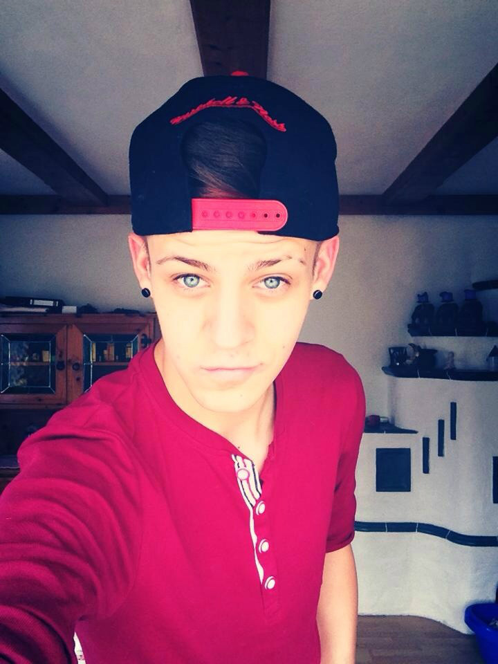 :))