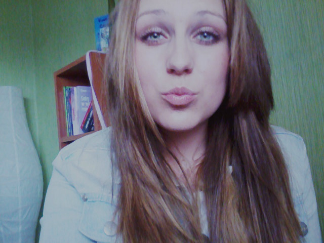 Cze:)