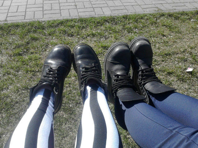 klampy.