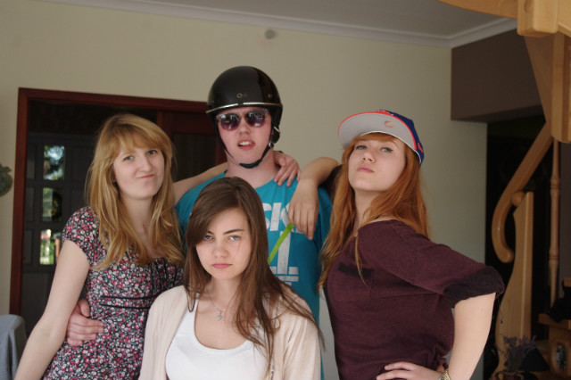 PARTY PEOPLE 